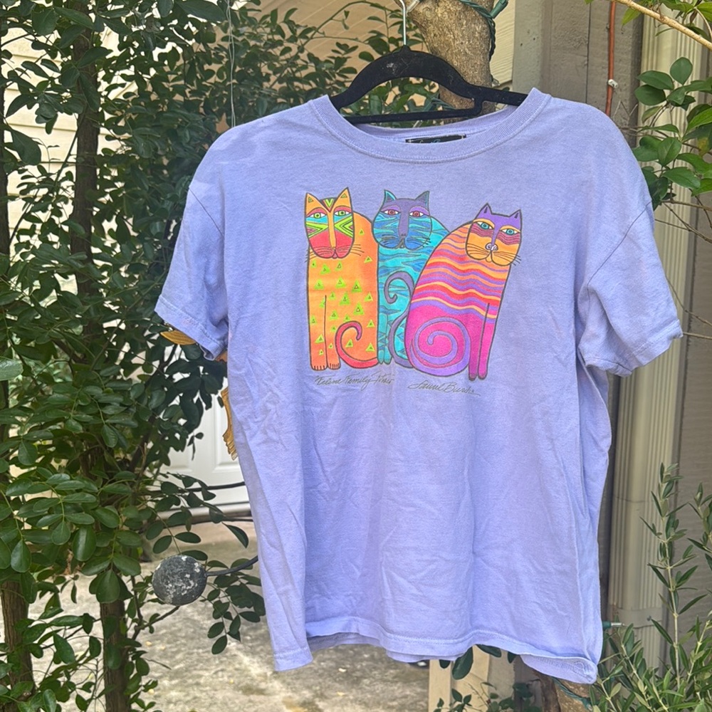Vintage Colorful Cat Graphic T-Shirt